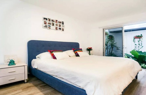 San Antonio Apartment | NuBe House-Yoga Lessons and Maid Service Included*