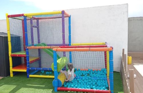 Cabreros del Monte House | Experience Nuestras Estrellas: Pet-Friendly & Kid-Approved