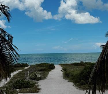 San Crisanto House | Beachfront Casa with Pool and Ocean View for Relaxing Getaway