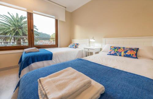 O Grove Apartment | Modern Apartment on Isla de la Toja with Pool Access