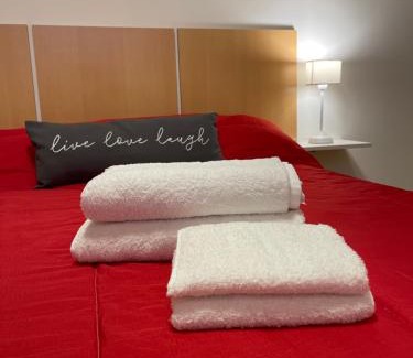 Punta Mogotes Apartment | Cozy 2-Room Apartment - Pet and Child Friendly Retreat