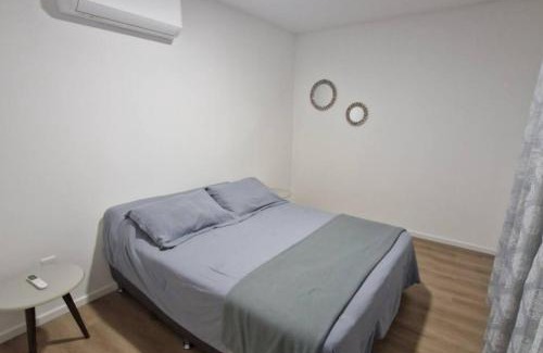 Montevideo Apartment | Nuevo Hotel: Family-Friendly Stay with Parking for 5