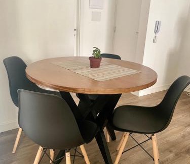 Pocitos Apartment | New and Cozy Apartment with Grill - Guest Rated 9.6/10