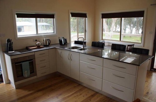Sanctuary Point House | Guest Rated 10/10: Nuffys Paradise by St Georges Basin