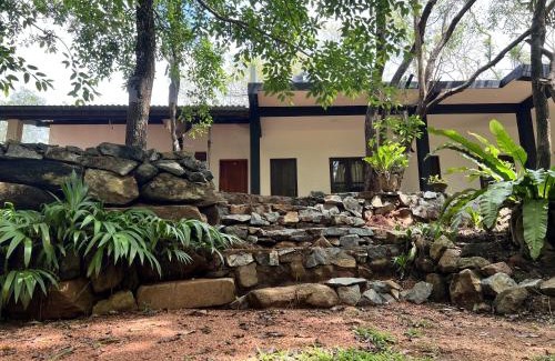 Anuradhapura Hotel | Inviting Nugasewana Guest: Pet-Friendly & Family Friendly Stay