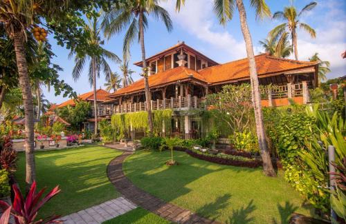 Temukus Resort | Relax at Nugraha Lovina Seaview Resort & Spa by the Ocean