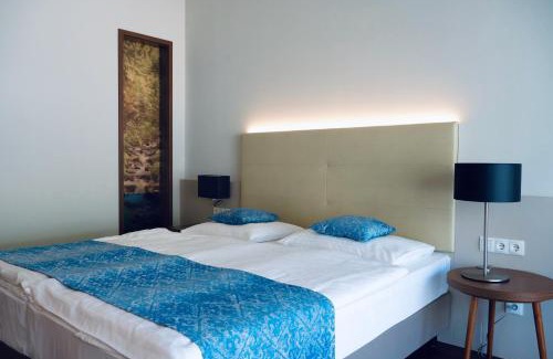 Senftenberg Bed & Breakfast | Nuhr Medical: 4-Star Hotel with Oceanfront Dining & Spa