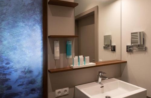 Senftenberg Bed & Breakfast | Nuhr Medical: 4-Star Hotel with Oceanfront Dining & Spa