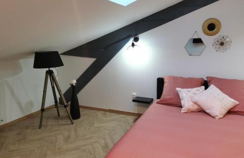 Macon Apartment | Trendy Stay in Central Mâcon: Family-Friendly & Cozy