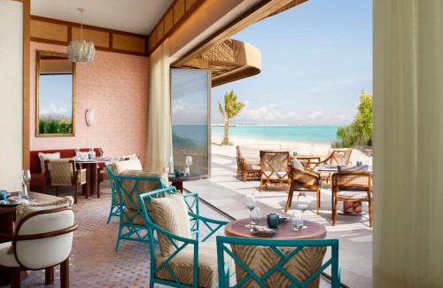 Saudi Arabia Hotel | Experience Nujuma: A Ritz-Carlton Reserve with Oceanfront Bliss