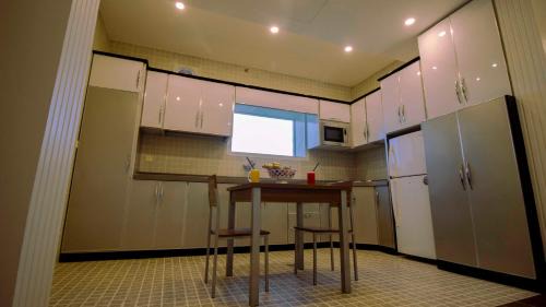 Taif Apartment | Explore Nukhbat Al Makan Apartment Hotel: Family-Friendly Stay