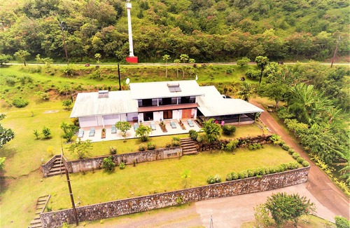 Taiohae Apartment | Relaxing Retreat at NUKU-HIVA - Taiohae Room & Breakfast