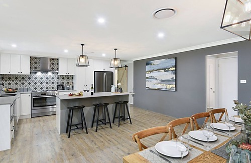 Nulkaba House | Discover Nulkaba House: Stylish Stay in Central Vineyards