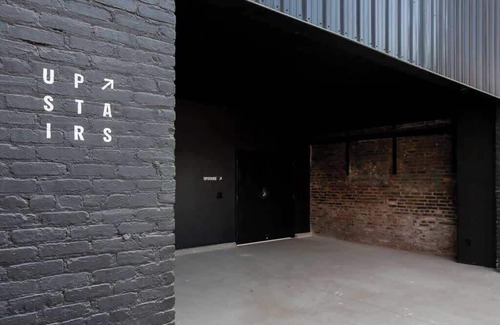 East Market District Apartment | Designer Studio Retreat in NuLu Arts District - Rated 10/10
