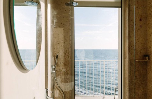 Numana Hotel | Discover Numa Hotel: 10/10 Review, Ocean View & Spa