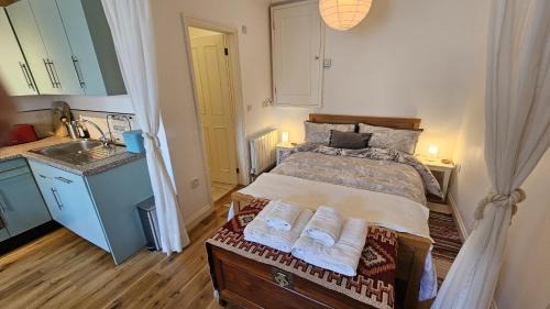 St. Mawes House | Top-Rated Retreat at Number 1 - Guest Rated 9.5/10