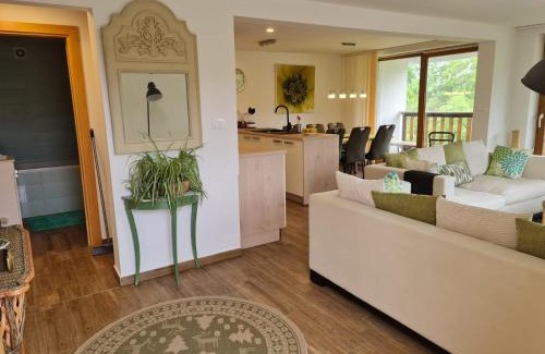 Bled Apartment | Inviting Bled Lake Retreat - Family-Friendly Getaway