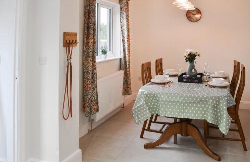 Wooler House | Family-Friendly Getaway at Number 23 - Pet Welcoming Retreat