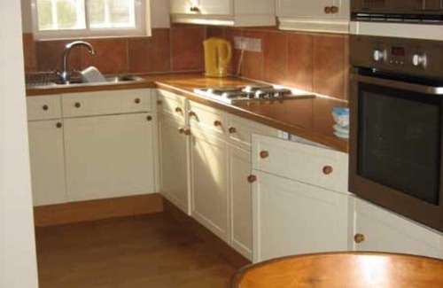 Ruswarp Cottage | Relax at Number 4 Croft Farm with Oceanfront Amenities