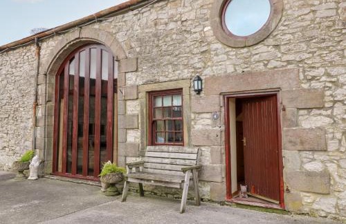 Newton Grange House | Family-Friendly Retreat at Number 4 with High Guest Ratings