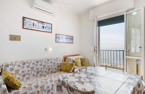 Pietra Ligure Apartment | Discover Numero 7: A Pet-Friendly Family Retreat