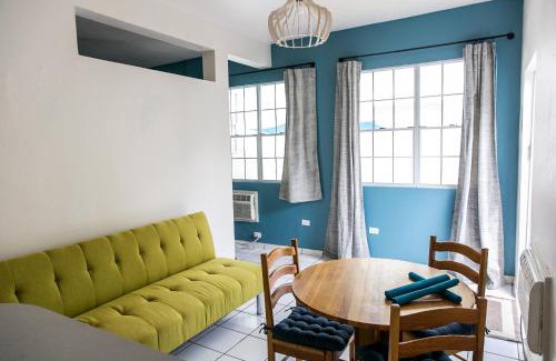 Ocean Park Apartment | Idyllic Numero Uno Beach Apartments with Oceanfront Views