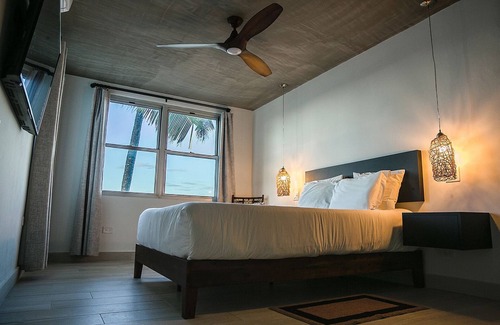 Ocean Park House | Experience Relaxation at Numero Uno Beach House Retreat