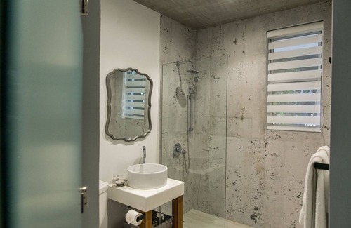 Ocean Park House | Experience Relaxation at Numero Uno Beach House Retreat