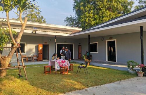 Thap Than Resort | Welcoming Numhom Resort: Rated 9.3/10 with Family Amenities