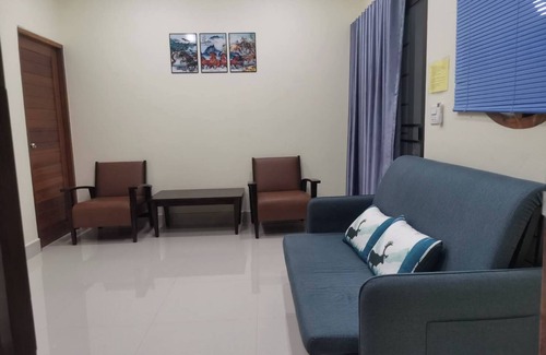 Thap Than Hotel | Relax at Numhom Resort: Family-Friendly with Great Amenities