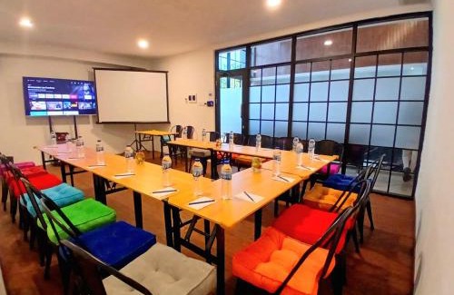 Serang Hotel | Discover Nunia Tamansari Hotel: Family-Friendly & Rated 9/10