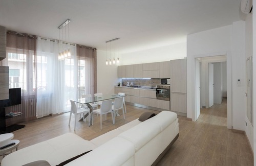 Cittadella Apartment | Nuova Loggia Apartment: Rated 10/10 in Historic Center