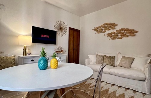 Rio nell'Elba Apartment | NUOVO Luminoso: Oceanfront Gem Steps from the Plaza