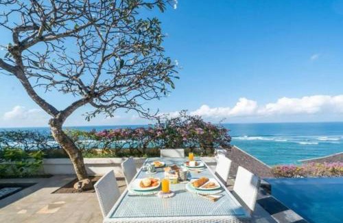 Sawangan Villa | Elegant Olala Nusadua Beach with Oceanfront Spa & Pool