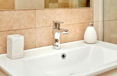 Cluj-Napoca Apartment | Discover Nuuc Aparthotel in Cluj-Napoca - Rated 9.3