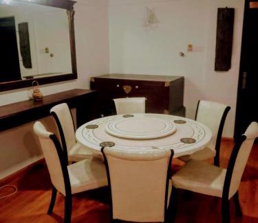 Nuwara Eliya Apartment | Elegant Nuwaraeliya Penthouse with Pool & Scenic Views