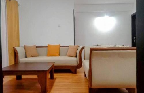Nuwara Eliya Apartment | Elegant Nuwaraeliya Penthouse with Pool & Scenic Views