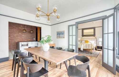 Nob Hill House | NW 23rd Luxury | Walk to Shops, Cafés & More