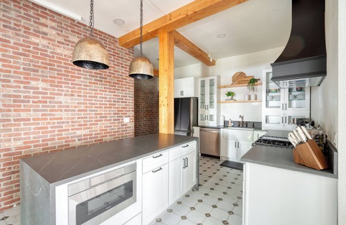 Nob Hill House | NW 23rd Luxury | Walk to Shops, Cafés & More