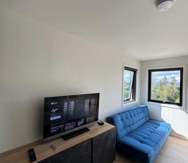 Fet Municipality Apartment | Modern Studio Apartment: Guest Rated 7.9/10 & Family-Friendly
