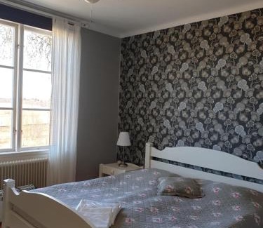 Kristinehamn Bed & Breakfast | Discover Nya Strandgårdens Wärdshus - Guest Rated 8/10