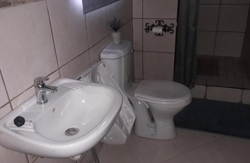 Lephalale House | Welcoming Nyamazane Guesthouse: Child-Friendly Retreat
