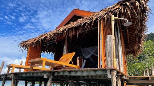 Mansuar Island House | Discover Nyande Raja Ampat: Oceanfront Getaway with Breakfast