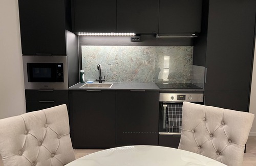 Vallda Apartment | Modern Studio with Ocean View in Beautiful Särö