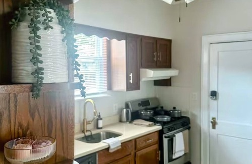 North Side Apartment | NYC in 30! Home Away From Home