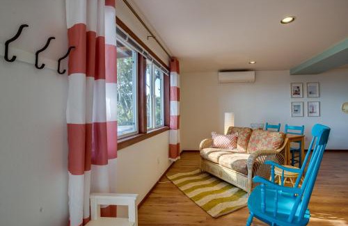 Newport House | Ocean View Retreat at Nye Beach: Pet & Child Friendly!