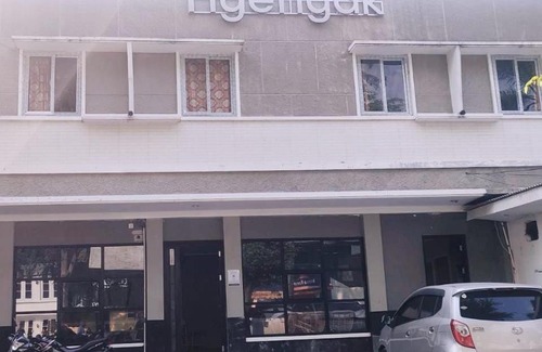 Bendungan Hilir Hotel | Budget-Friendly Stay at Nyenyak Senayan Benhil