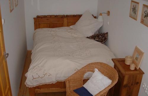 Cserepfalu Apartment | Family-Friendly Escape at Nyerges Lovasudvar - 9.3 Rating