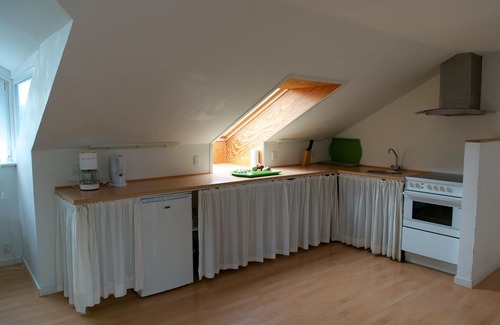 Vodskov Apartment | Family-Friendly Nymarksminde Apartments with Breakfast