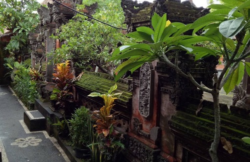 Peliatan House | Discover Nyoman Warta: Ubud's Perfect Retreat Near Monkey Forest
